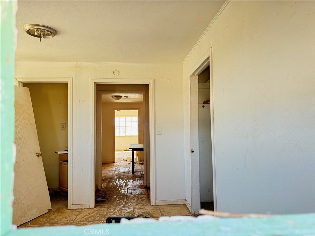 81118 Screech Owl Road Twentynine Palms, CA 92277 - Photo 3 of 6