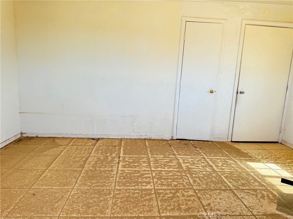 81118 Screech Owl Road Twentynine Palms, CA 92277 - Photo 4 of 6