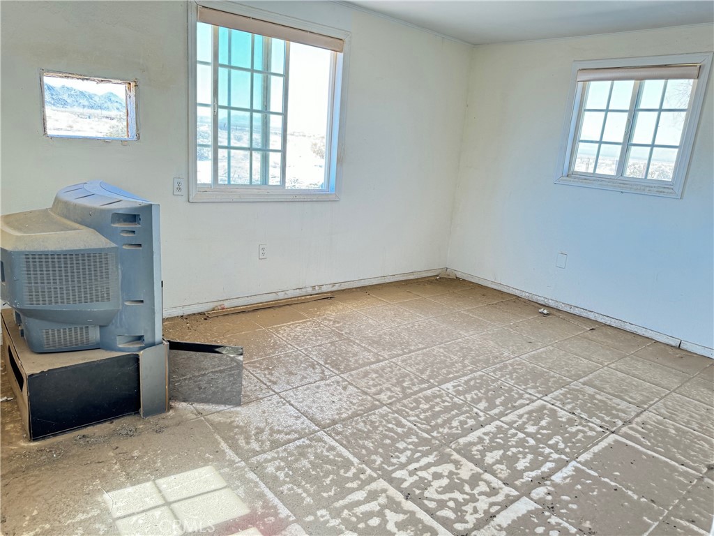 81118 Screech Owl Road Twentynine Palms, CA 92277 - Photo 6 of 6