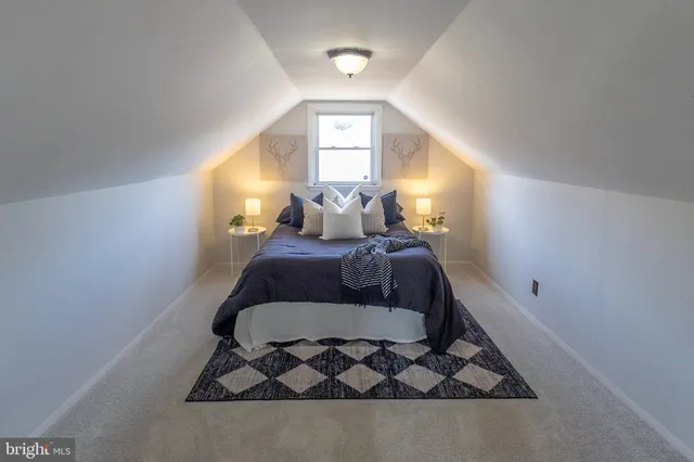 a view of a house with swimming pool and a yard