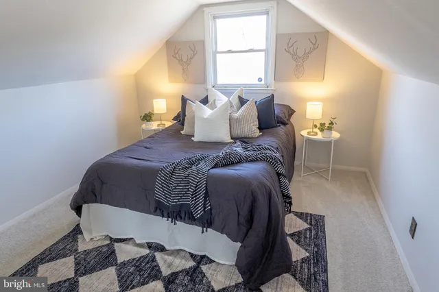 a view of a yard with trees