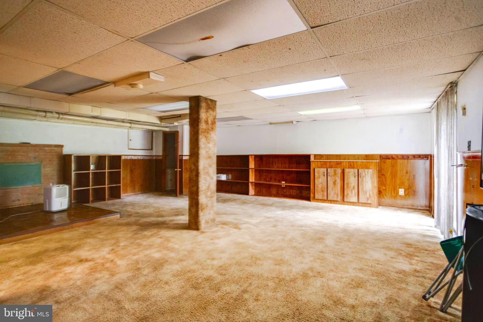1405 Pomeroy Avenue Abingdon, MD 21009 - Photo 29 of 60 a view of an empty room with closet