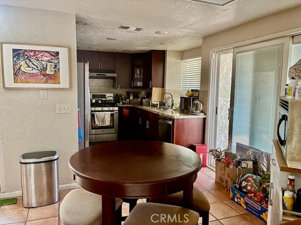$3,500 | 10718 Independence Court, Redlands, CA 92374