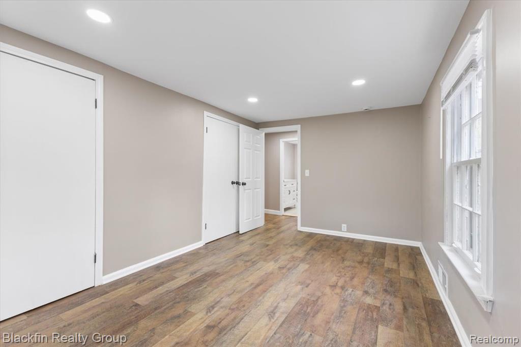 1415 John R Road Rochester, MI 48307 - Photo 7 of 40