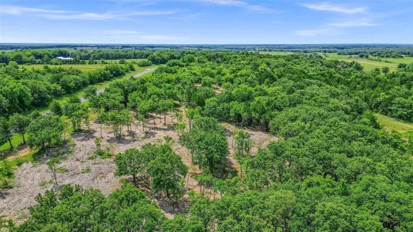 $395,000 | 2 Fm 678, Whitesboro, TX 76273