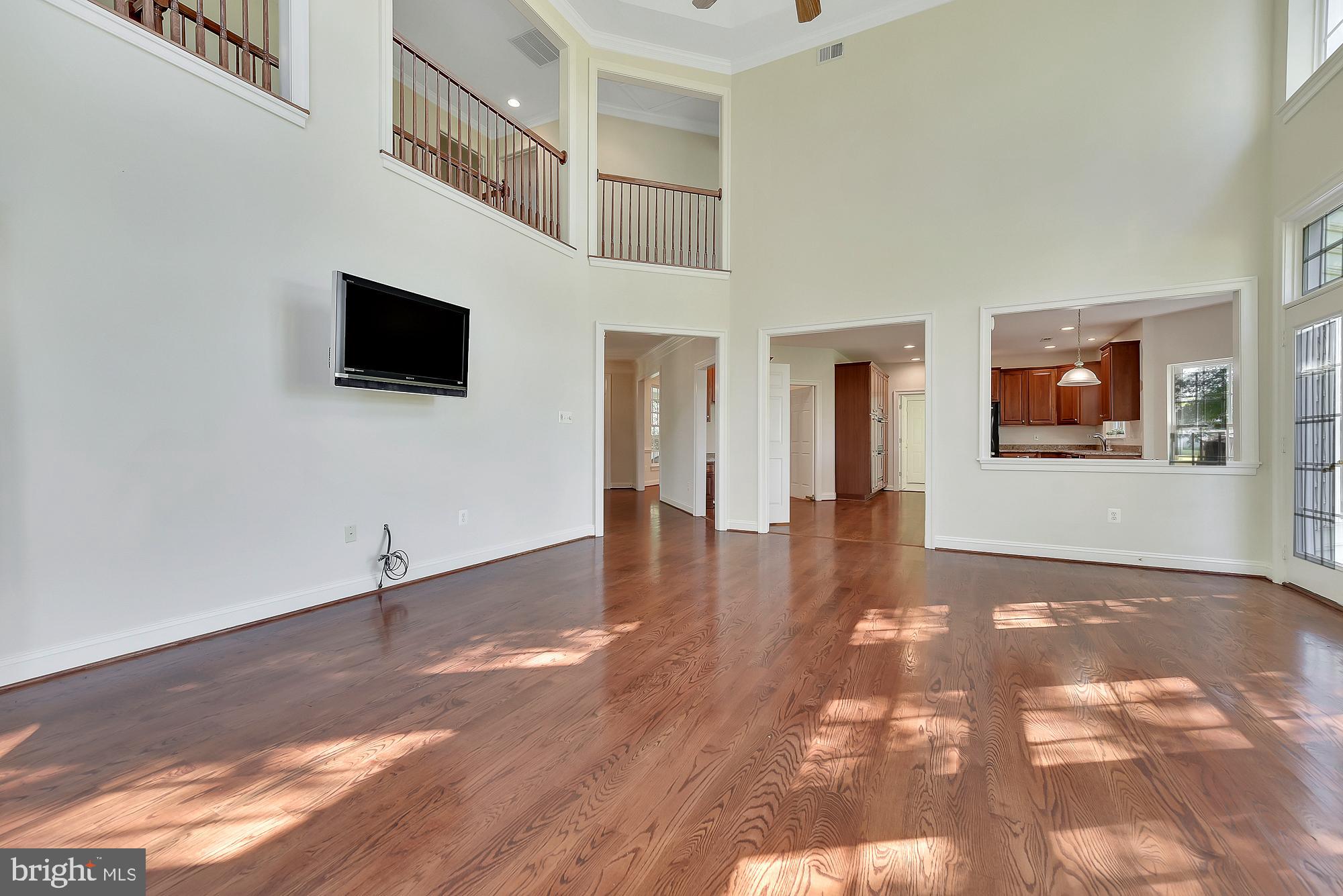 21416 Peach Tree Road Dickerson, MD 20842 - Photo 26 of 76 Great sight lines from the kitchen !