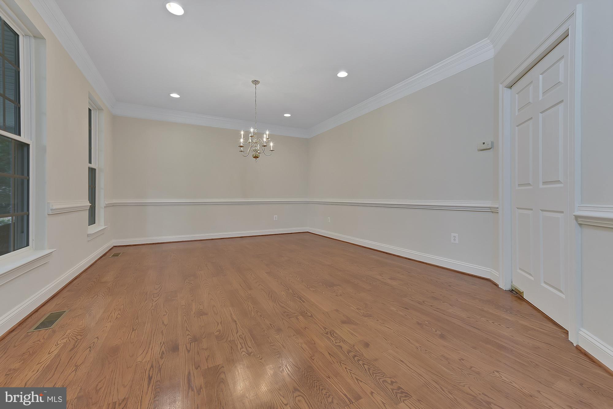 21416 Peach Tree Road Dickerson, MD 20842 - Photo 40 of 76 This dining room will handle ANY family table
