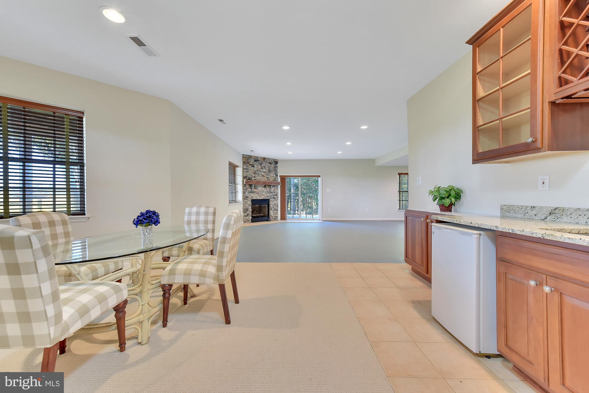 21416 Peach Tree Road Dickerson, MD 20842 - Photo 65 of 76 In-law suite kitchen