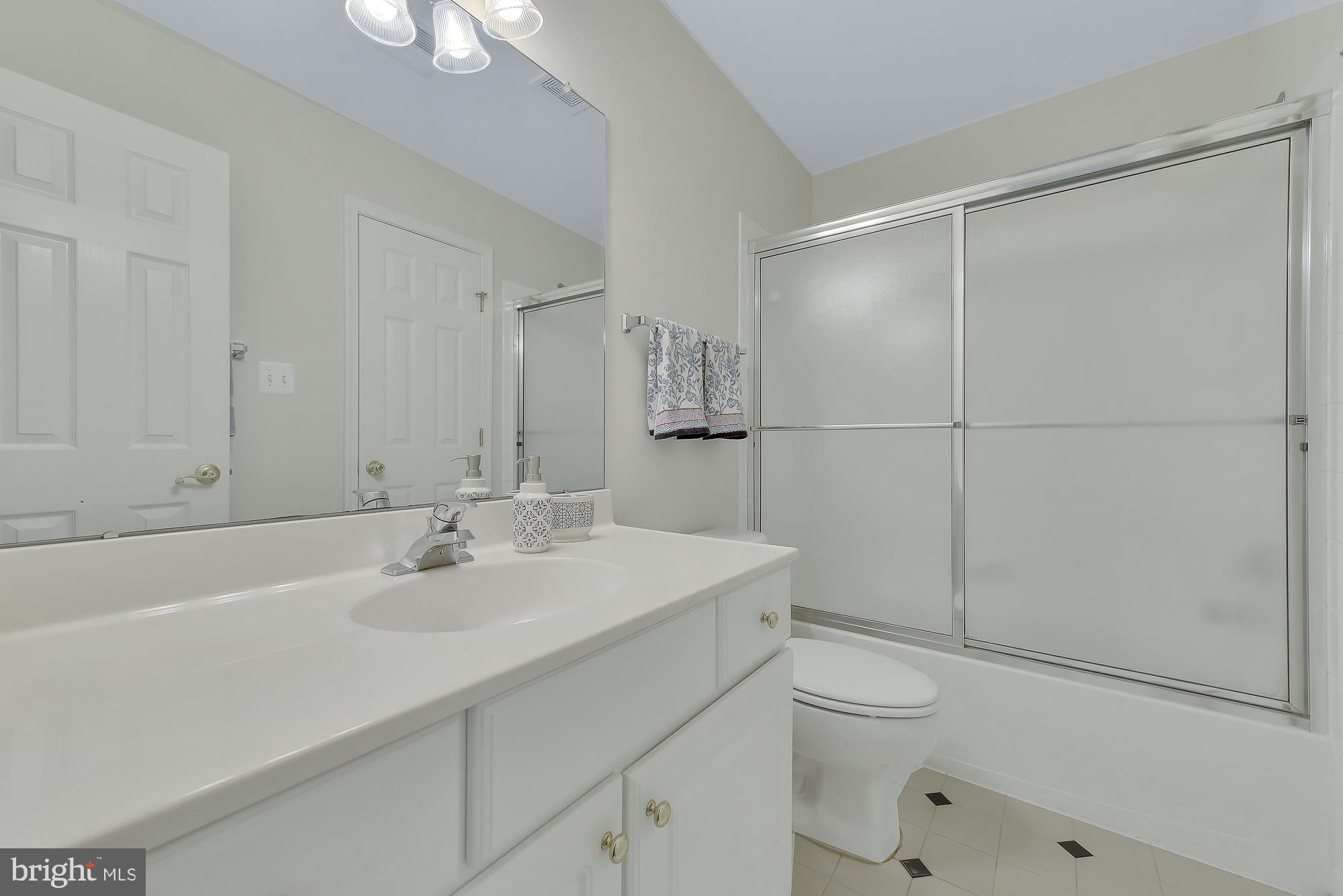 21416 Peach Tree Road Dickerson, MD 20842 - Photo 66 of 76 Basement full bath