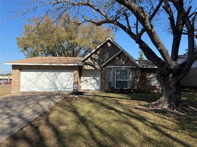 $1,895 | 250 North Bryan Circle, Mesquite, TX 75149