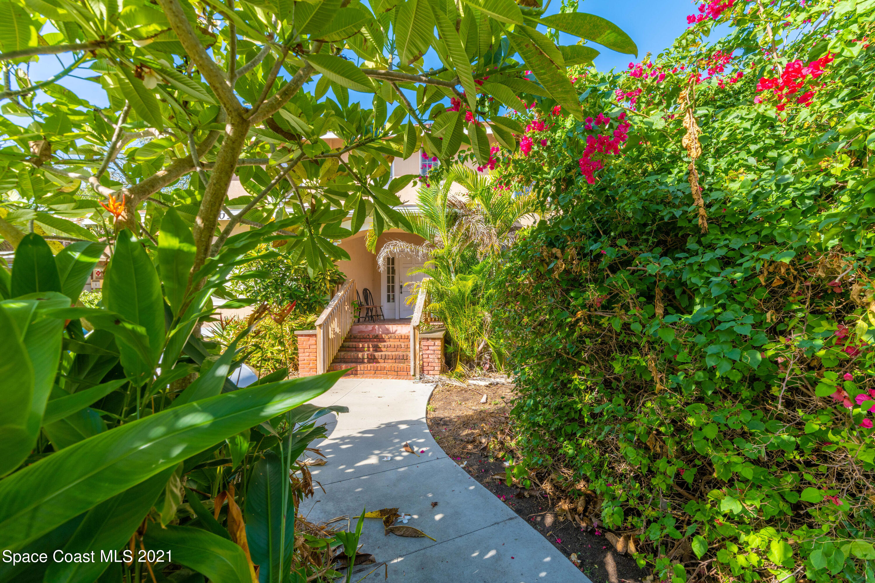 209 Riverside Drive Cocoa, FL 32922 - Photo 3 of 26 NZ7_0265