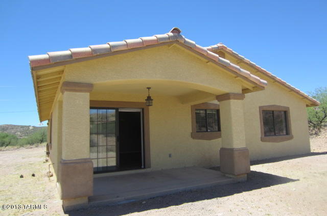 584 Alcanfor Court Rio Rico, AZ 85648 - Photo 17 of 18