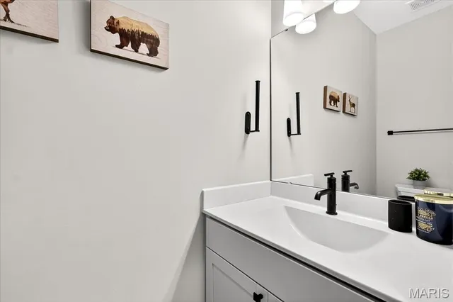 $639,900 | 616 Walnut Woods Street, St. Charles, MO 63301