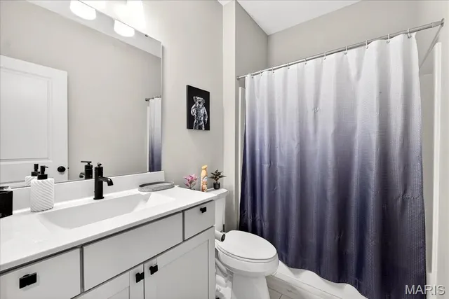 $639,900 | 616 Walnut Woods Street, St. Charles, MO 63301