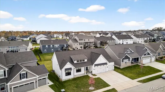$639,900 | 616 Walnut Woods Street, St. Charles, MO 63301