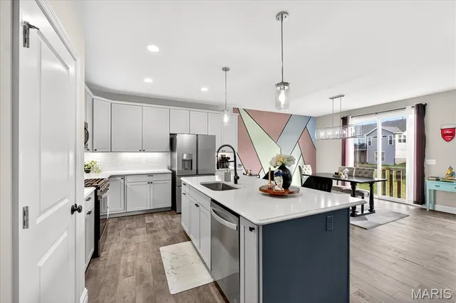 $639,900 | 616 Walnut Woods Street, St. Charles, MO 63301