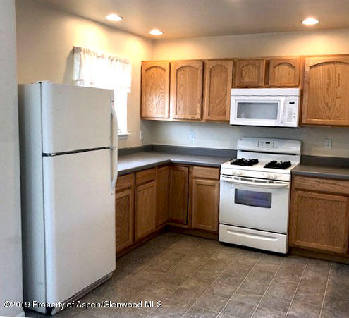 1141 Kitchen 2