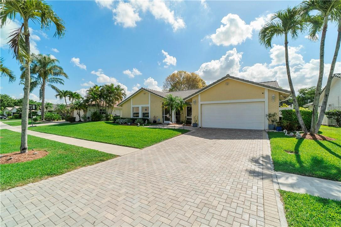 10190 Crosswind Road Boca Raton, FL 33498 - Photo 5 of 26 Photo 5