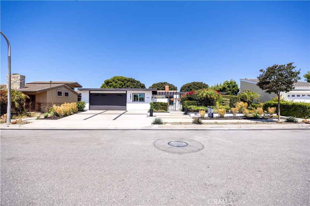 19421 Sierra Lago Road Irvine, CA 92603 - Photo 8 of 55