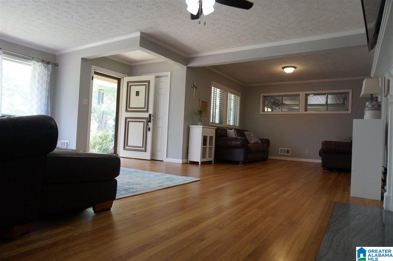 810 Pinecrest Road Sylacauga, AL 35150 - Photo 4 of 23