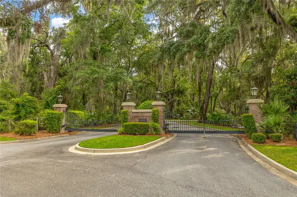 $2,250,000 | 24 Carriage Drive, St. Simons Island, GA 31522