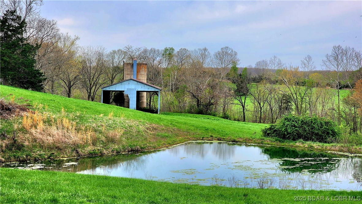 25455 Rail Road Richland, MO 65556 - Photo 12 of 62 Barn