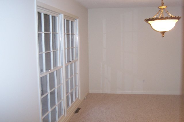 108 Montclair Road Mauldin, SC 29662 - Photo 3 of 8 Gallery Image 3