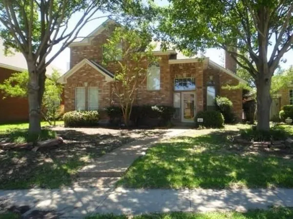 $2,550 | 8902 Bayshore Drive, Rowlett, TX 75088