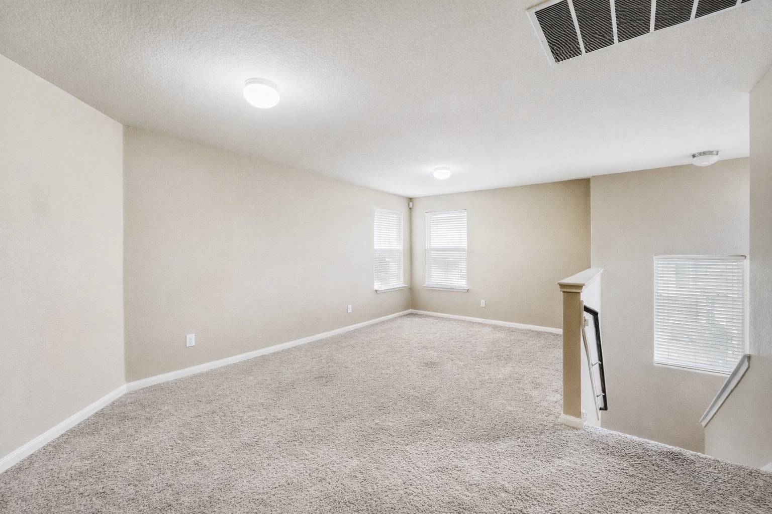 19621 Woodrow Wilson Street Manor, TX 78653 - Photo 19 of 34 a view of empty room