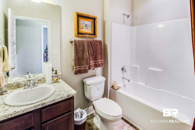 4218 Craigend Loop Gulf Shores, AL 36542 - Photo 2 of 21 Hall Bath