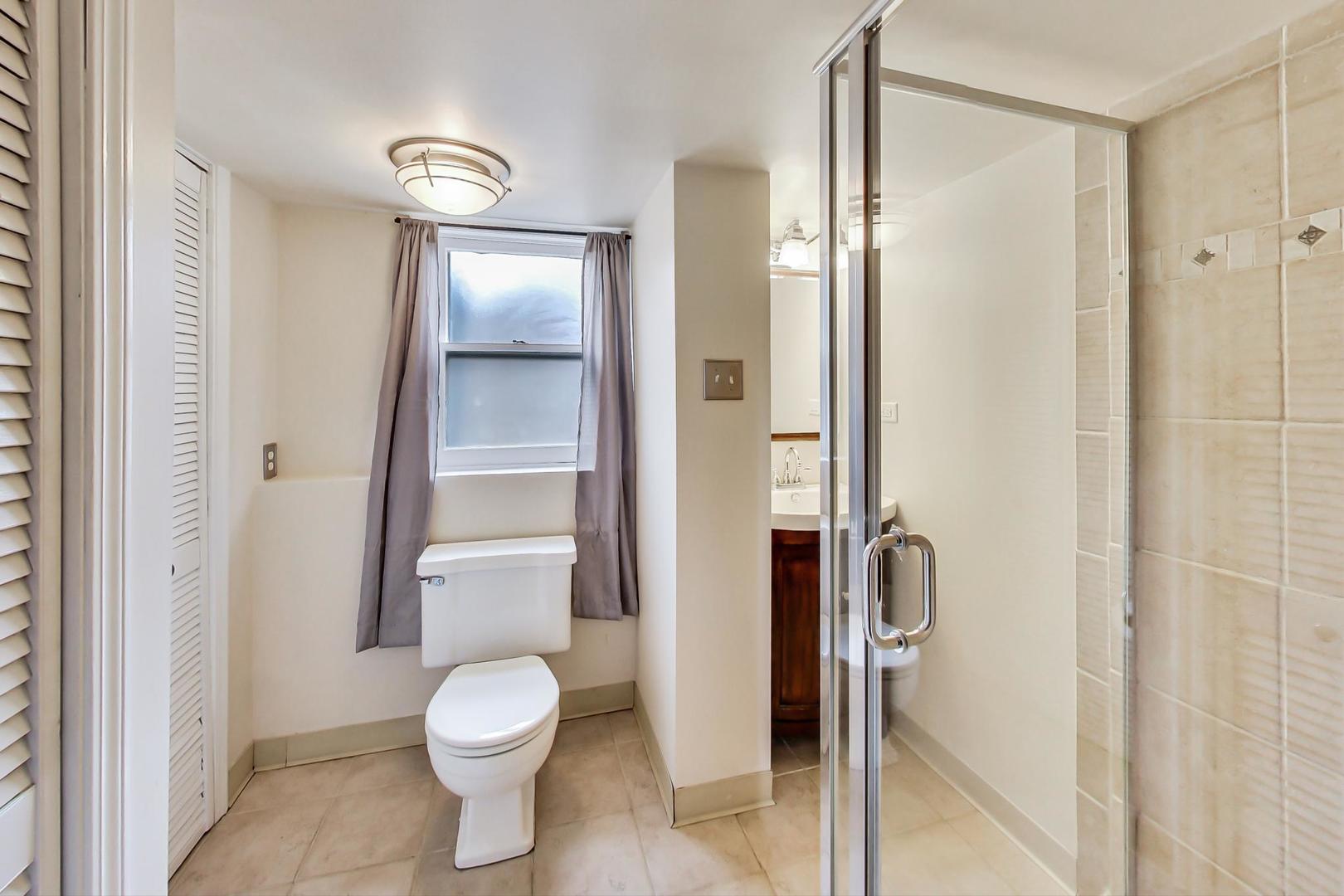 N369 Calvin Court Winfield, IL 60190 - Photo 25 of 41 a bathroom with a toilet
