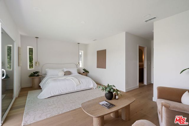 $1,600,000 | 4731 Don Miguel Drive, Los Angeles, CA 90008