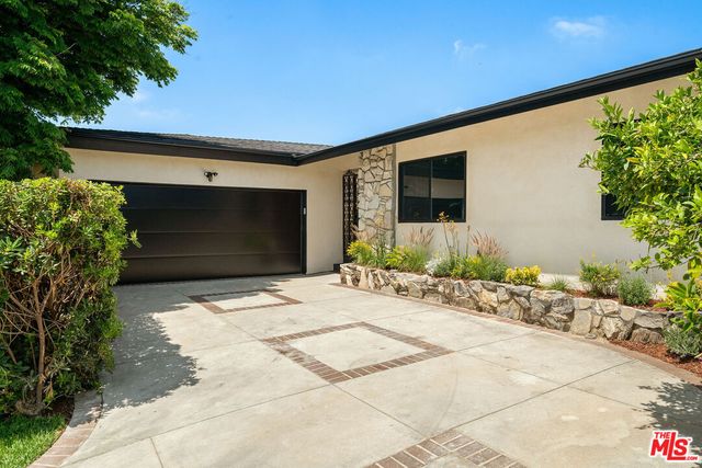 $1,600,000 | 4731 Don Miguel Drive, Los Angeles, CA 90008