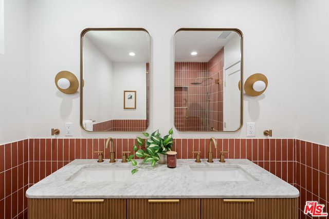 $1,600,000 | 4731 Don Miguel Drive, Los Angeles, CA 90008