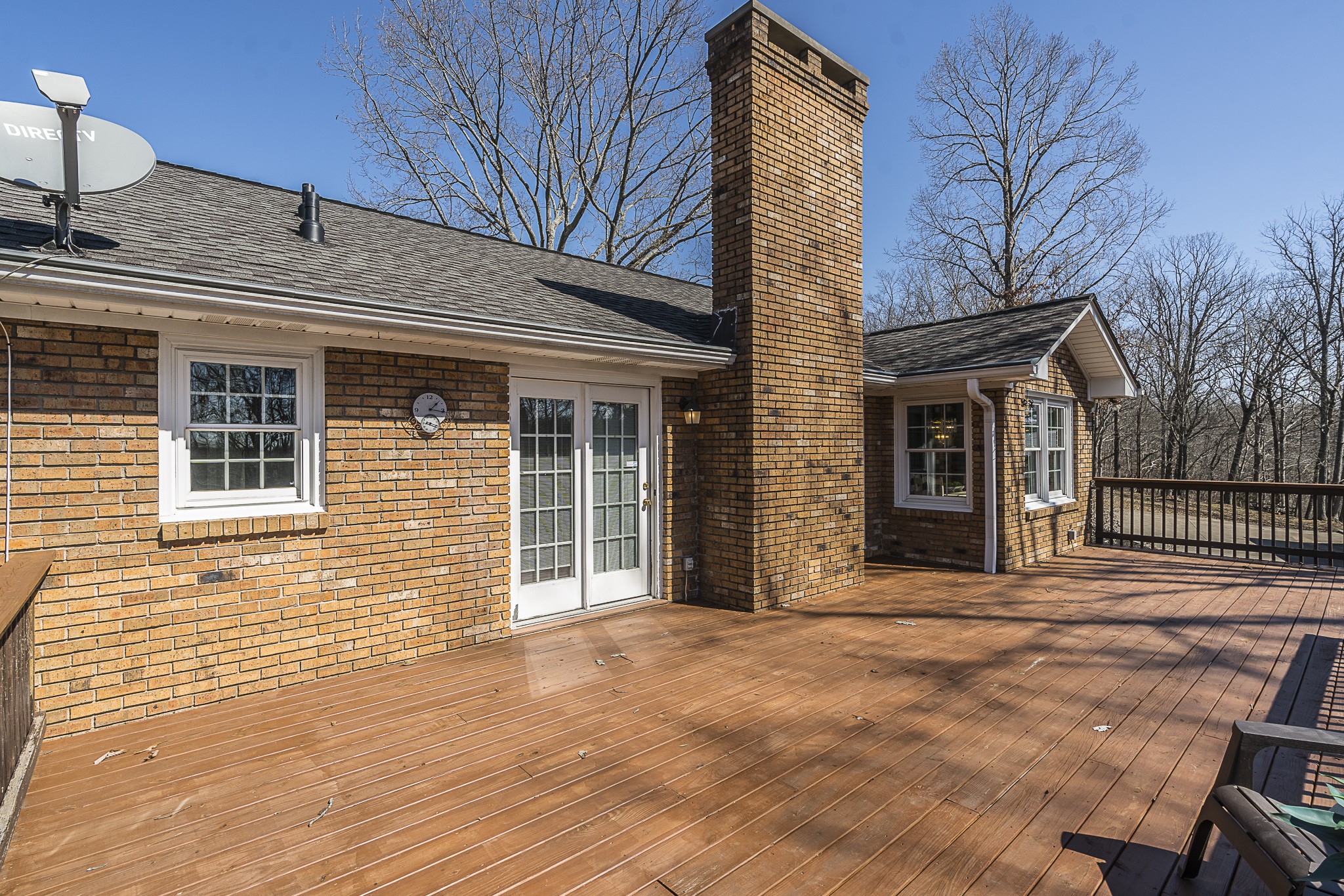 1626 Valley View Road Goodlettsville, TN 37072 - Photo 25 of 70 a front view of a house with a large tree
