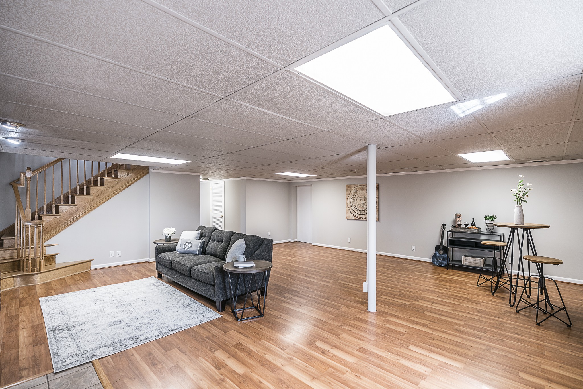 1626 Valley View Road Goodlettsville, TN 37072 - Photo 45 of 70 a living room with furniture and wooden floor