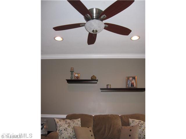 1007 Robinhood Road, Unit B High Point, NC 27262 - Photo 4 of 16 Other.