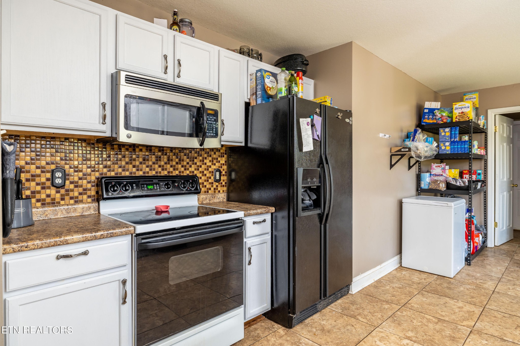 5791 Peterson Road Greenback, TN 37742 - Photo 8 of 18 Gallery Image 8