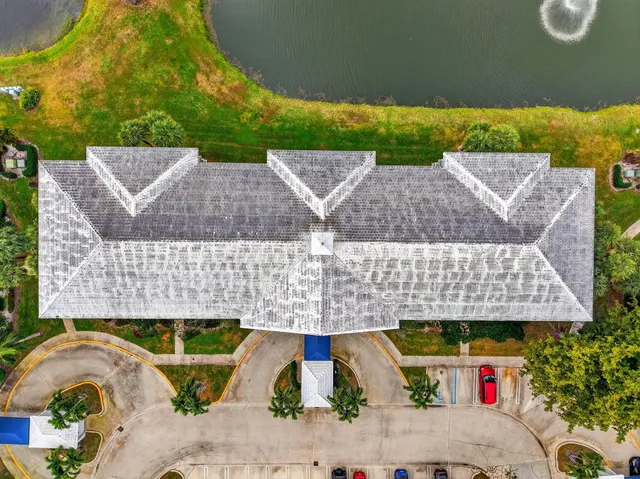 $210,000 | 2421 Village Boulevard, Unit 106, West Palm Beach, FL 33409