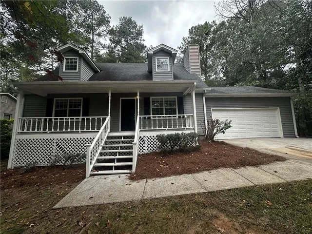 $1,900 | 2536 Country Lake Circle, Powder Springs, GA 30127