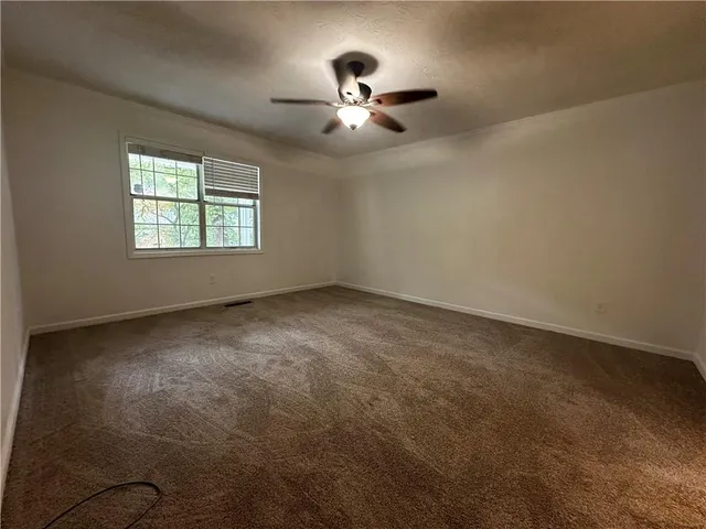 $1,900 | 2536 Country Lake Circle, Powder Springs, GA 30127