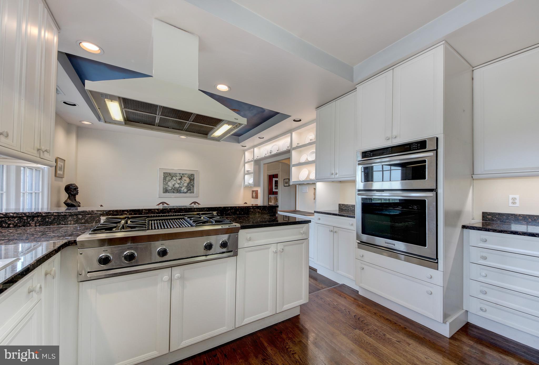 3000 Tilden Street Northwest, Unit 503I Washington, DC 20008 - Photo 14 of 60 Renovated kitchen with stainless steel appliances