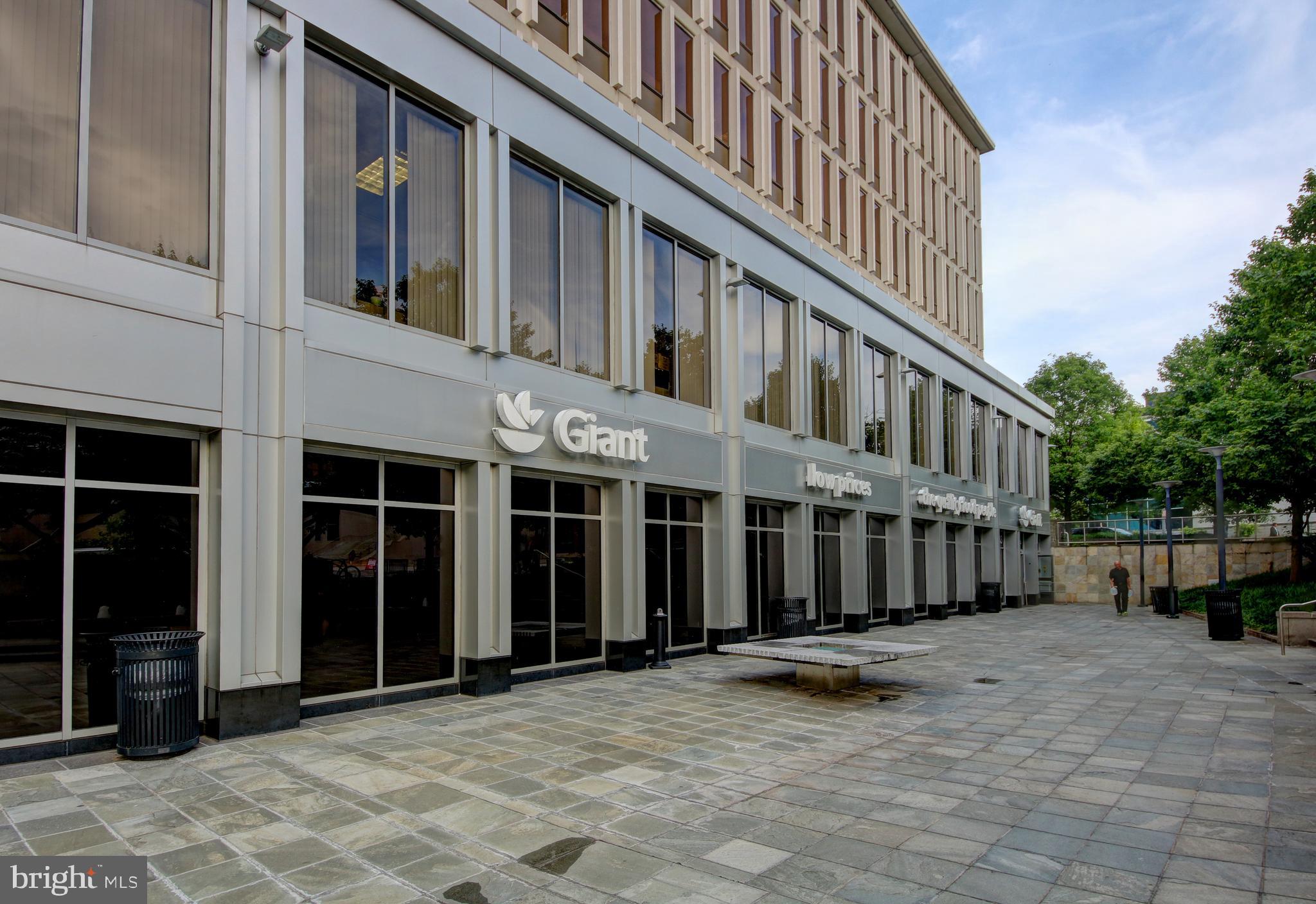 3000 Tilden Street Northwest, Unit 503I Washington, DC 20008 - Photo 51 of 60 Walk to Giant