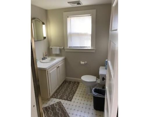 372 First Parish Road Scituate, MA 02066 - Photo 7 of 8 Gallery Image 7