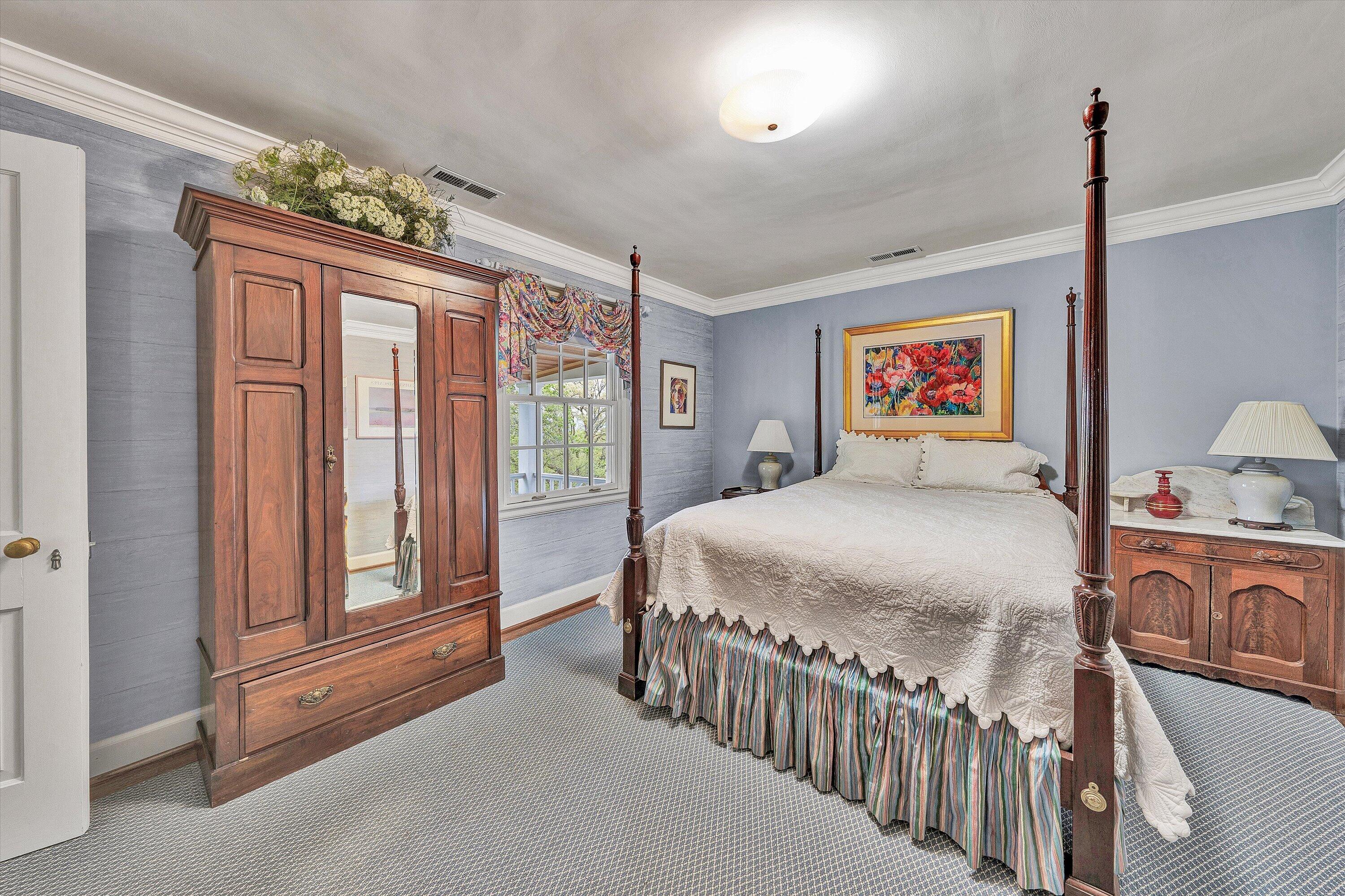 2438 Robin Hood Road Southeast Roanoke, VA 24014 - Photo 34 of 81 34-DSC00187