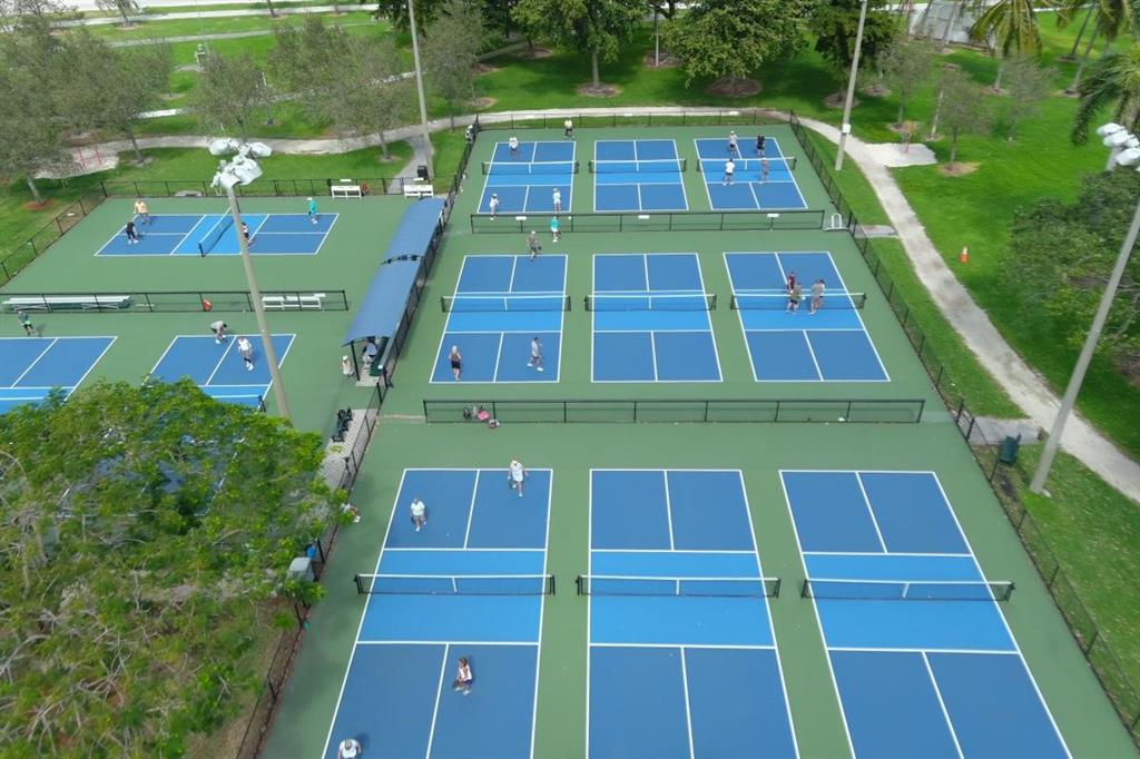 3216 Southeast 8th Street, Unit 303 Pompano Beach, FL 33062 - Photo 43 of 54 Pickleball Courts