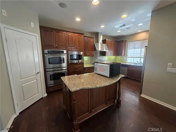 $5,450 | 71 Wonderland, Irvine, CA 92620