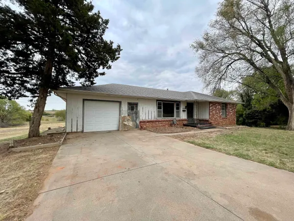 $155,000 | 1200 North Chariton Street, Kingman, KS 67068
