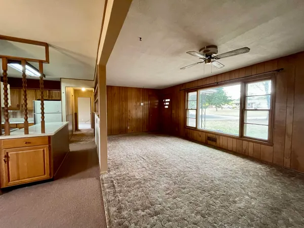 $155,000 | 1200 North Chariton Street, Kingman, KS 67068