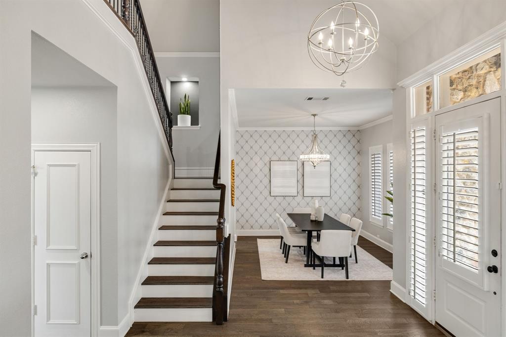 4512 Banyon Lane Dallas, TX 75287 - Photo 4 of 40 4512 Banyan Ln-Foyer with dining room view by Fang Underhill